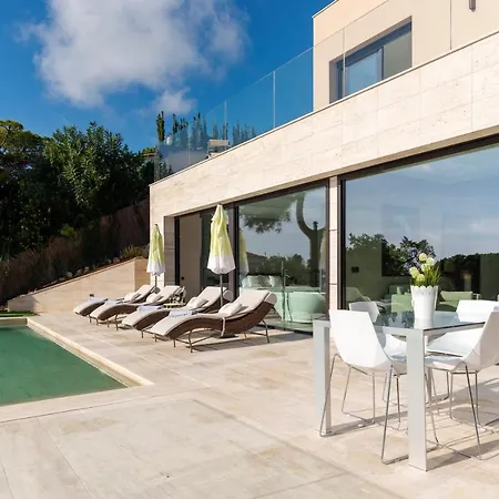 Danlux Rosalicia Villa